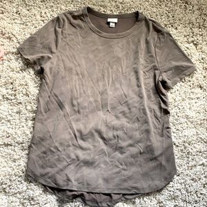 Women’s basic Tee
